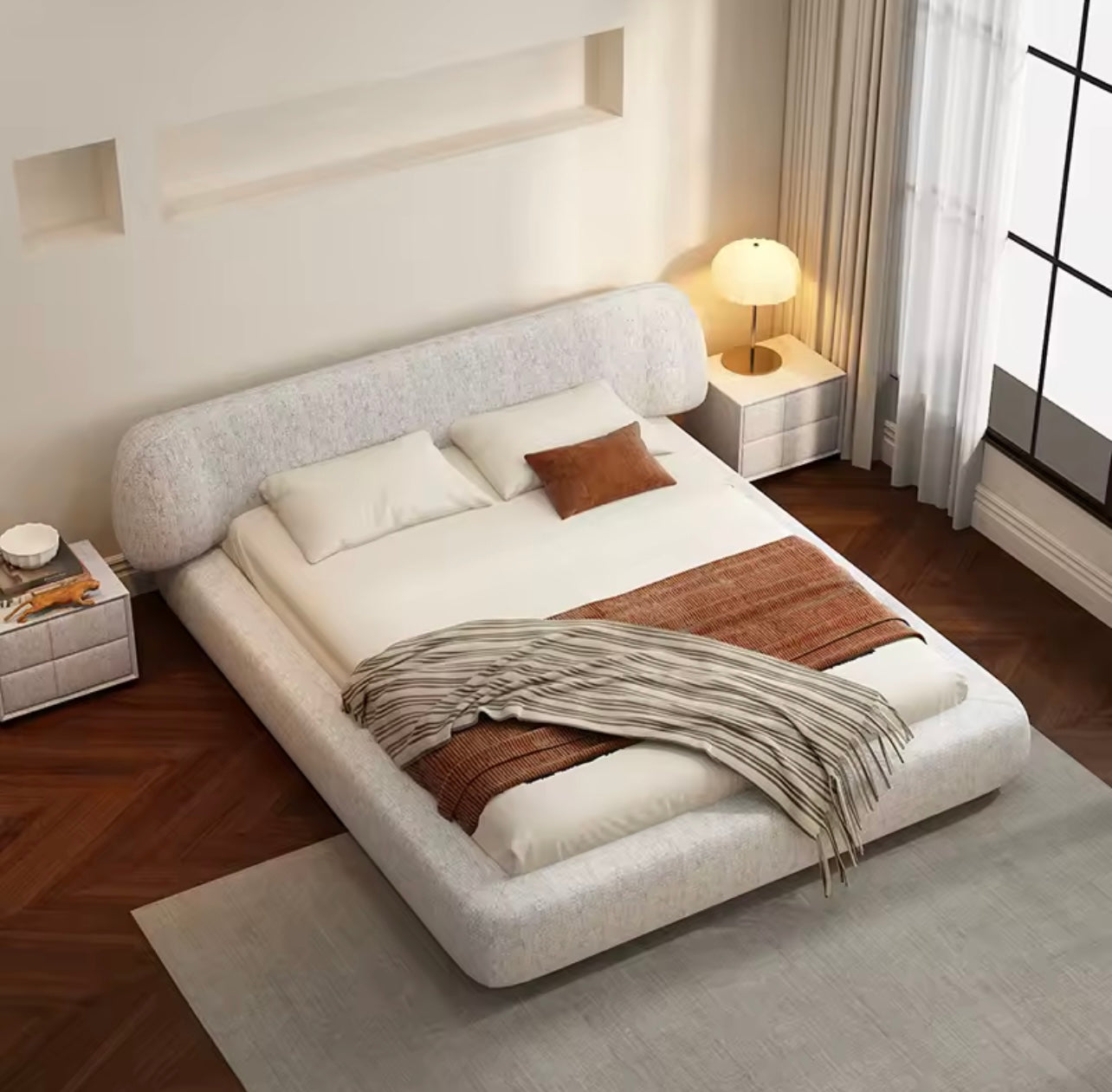 Cotton-Linen Upholstered Bed with Beechwood Slats & Hydraulic Storage