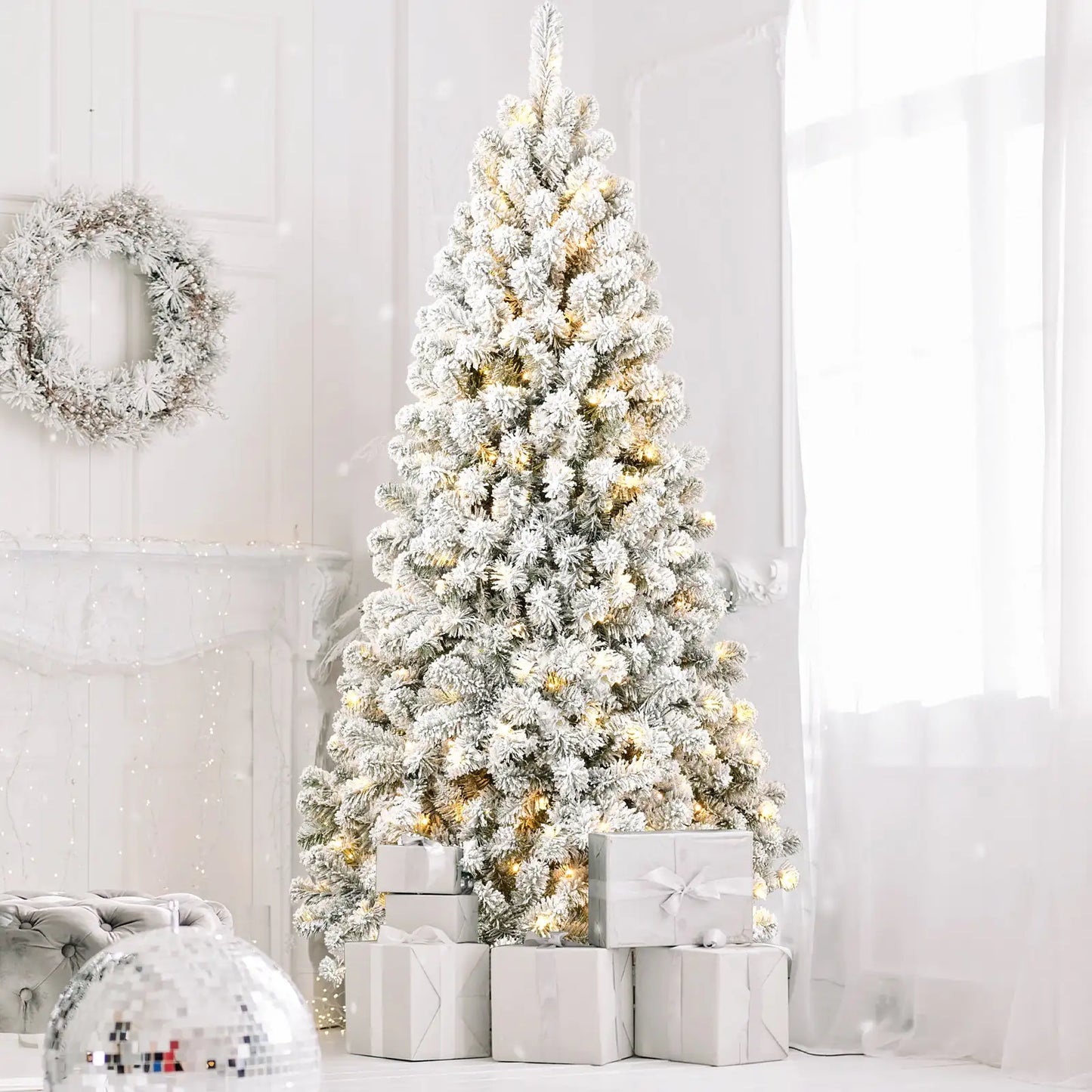 6ft Pre-Lit Flocked Christmas Tree with 300 Lights