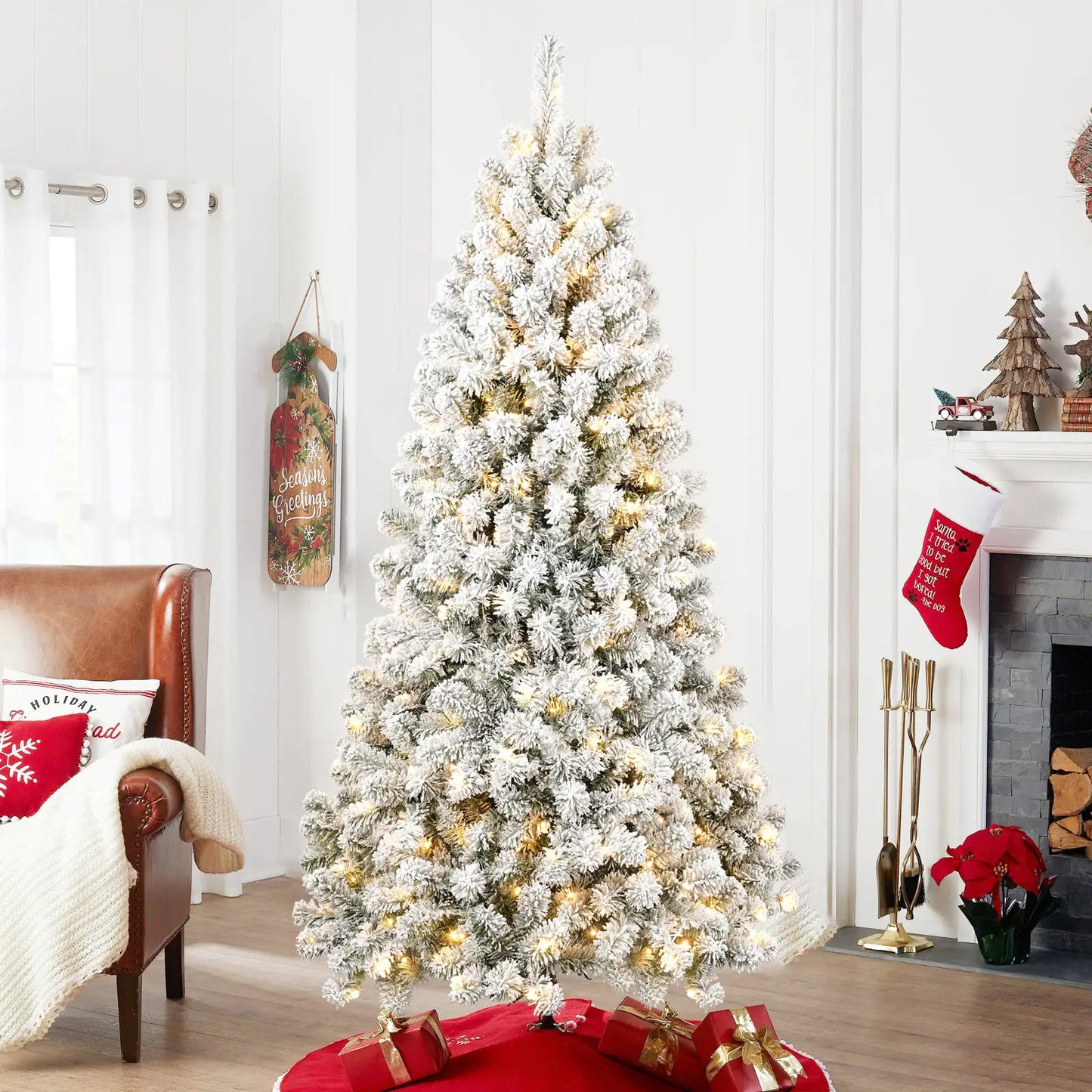 6ft Pre-Lit Flocked Christmas Tree with 300 Lights
