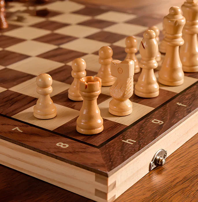 24x24cm Magnetic Chess Board - Foldable Wooden Chess Board Set
