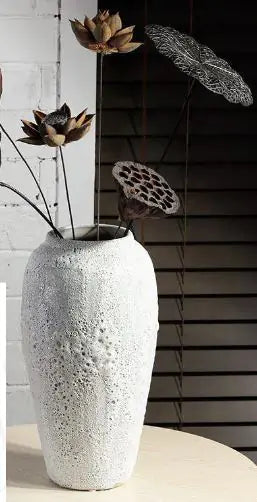 Minimalist Ceramic Flower Vase – Coarse Mud White