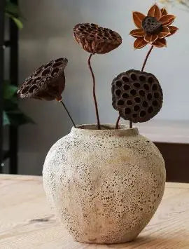 Minimalist Ceramic Flower Vase – Coarse Mud White