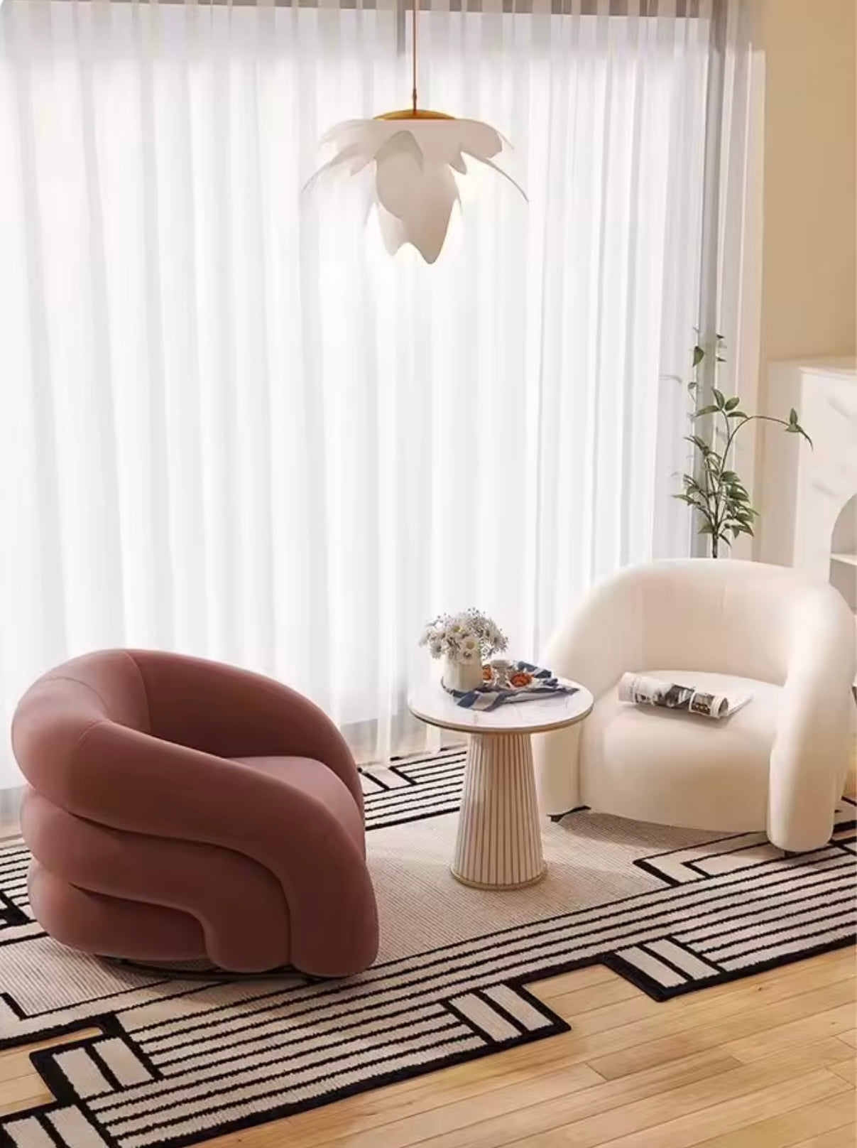 White Single Upholstered Accent Chair