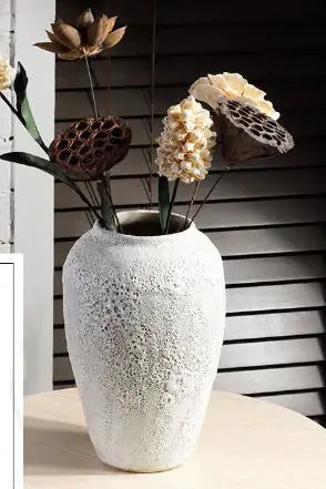 Minimalist Ceramic Flower Vase – Coarse Mud White