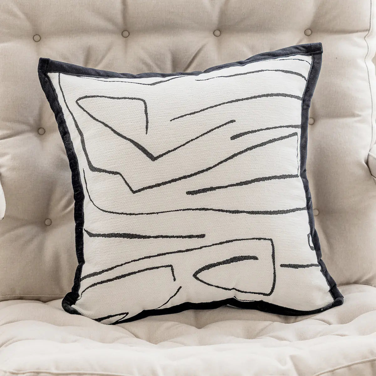 French Classic Black & White Pillow Covers 45x45cm