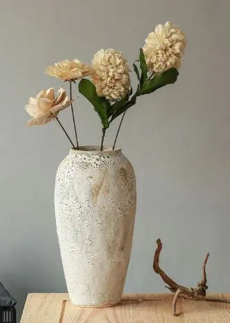 Minimalist Ceramic Flower Vase – Coarse Mud White