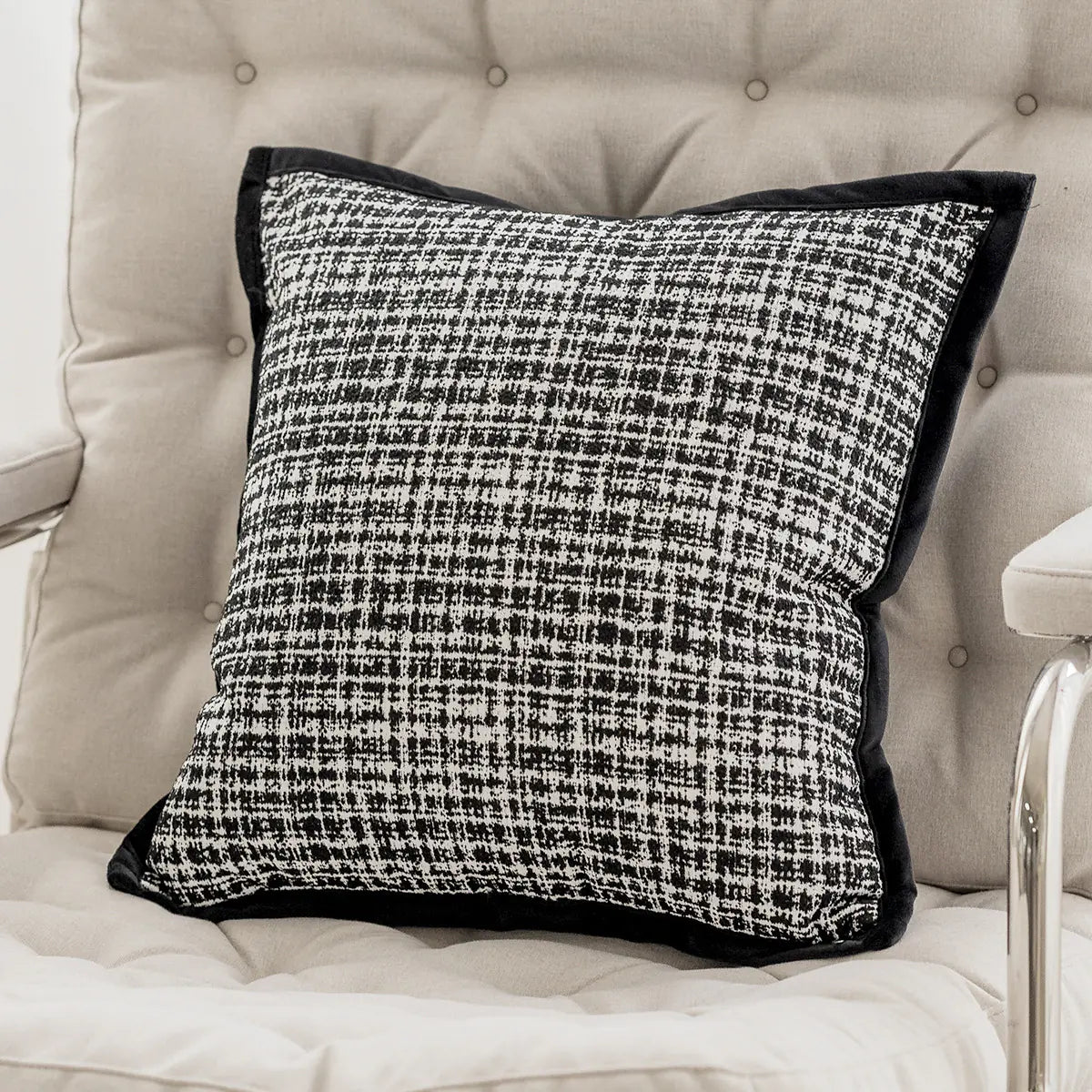 French Classic Black & White Pillow Covers 45x45cm