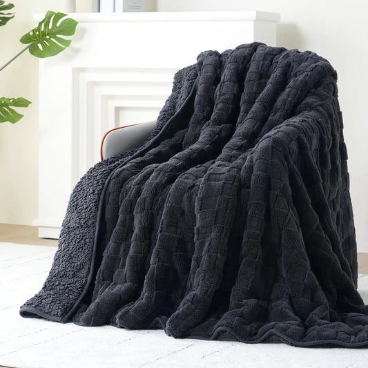 Black Checkered Weighted Blanket 15lbs 48x72"
